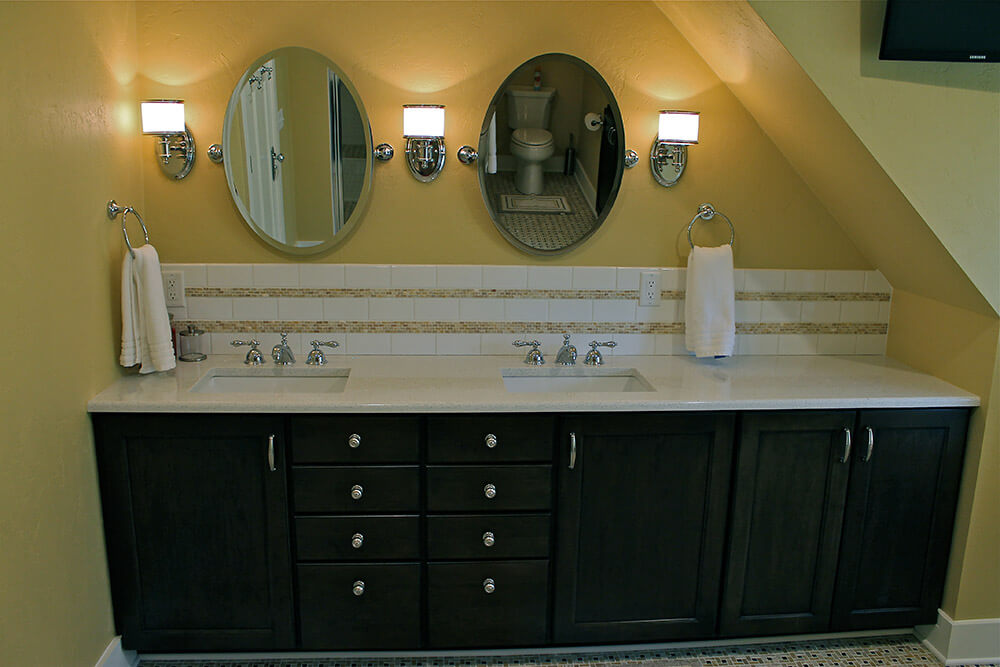 Onyx Tile Mosaic Adds Beauty to a Bathroom Renovation