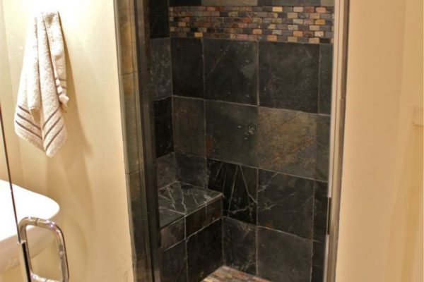 basement-bathroom2